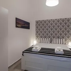 Olina Studio Naples